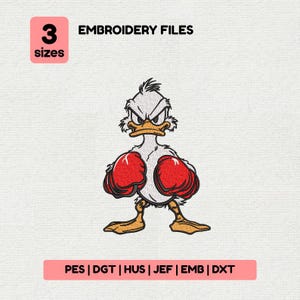 Puede incluir: Un diseño de archivo de bordado con un pato de dibujos animados enojado con guantes de boxeo rojos. La imagen incluye el texto "EMBROIDERY FILES" y "3 sizes". La parte inferior de la imagen enumera los formatos de archivo de bordado.