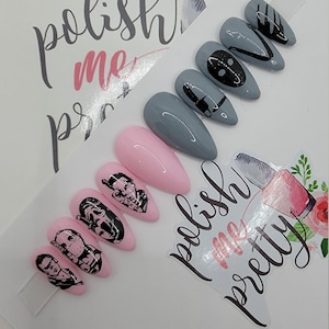 Doces unhas de terror... Facas, machados, facões... AMOR Unhas estampadas, prensadas em unhas, unhas falsas, coladas