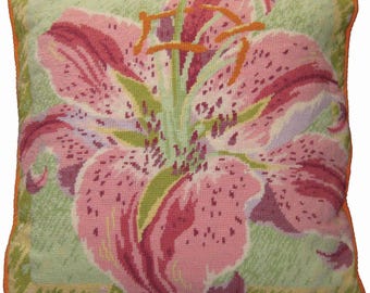 Single Lily needlepoint kit by Primavera, including wool and printed canvas