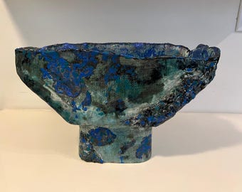 blue trapeze planter