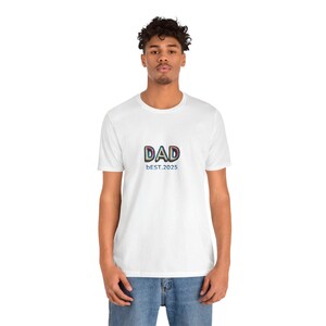 Camiseta "Mejor Papá 2025" - Regalo genial para el Día del Padre para papá, esposo o abuelo - Camiseta "Mejor Papá del Año" - Diseño de letras retro moderno
