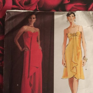 Vintage Vogue American Designer Dress Pattern #2847