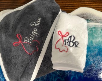 Personalized Custom Embroidered Baby Hooded Towel and Matching Wash Cloth Set