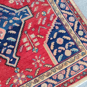 Persian rug 5x7, persian rug red, rugs for living room, shiraz rug 5x7, afghan rug 5x7, malayer rug 5x7, antique rug 5x7, deep color rug