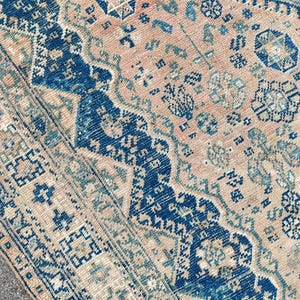 Blue shiraz rug 7x10, persian rug, malayer rug 7x10, rugs for living room, antique rug 7x10, vintage rug 7x10, turkish oushak area rug
