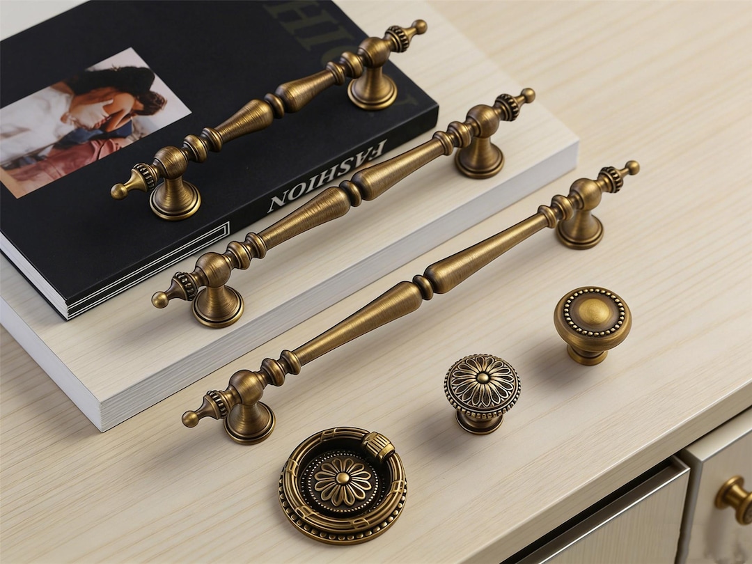Antique Brass Cabinet Pulls/aged Brass Kitchen Pulls/classical Cabinet ...