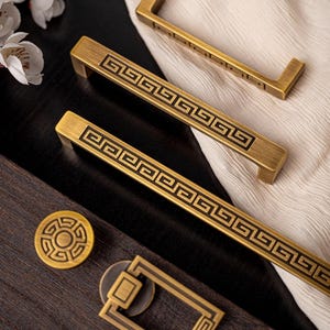 Solid Brushed Brass Antique Pulls/Retro Bar Drawer Pulls/Dresser Pulls/Wardrobe Handle/Kitchen Pulls/Shoe Cabinet Handle/Furniture Handle