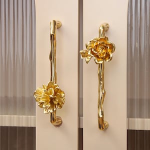 Twig Branch Solid Brass Pulls Handles/FlowerCabinet Pulls/Kitchen Knob Pulls/Brass Birdie Knobs/ Butterfly Wardrobe Pulls/Furniture Hardware