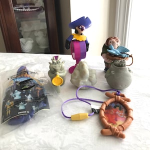 Seven Vintage McDonald&#39;s Happy Meal and Burger King Toys, 1997, Disney, The Hunchback of Notre Dame, Cartoon