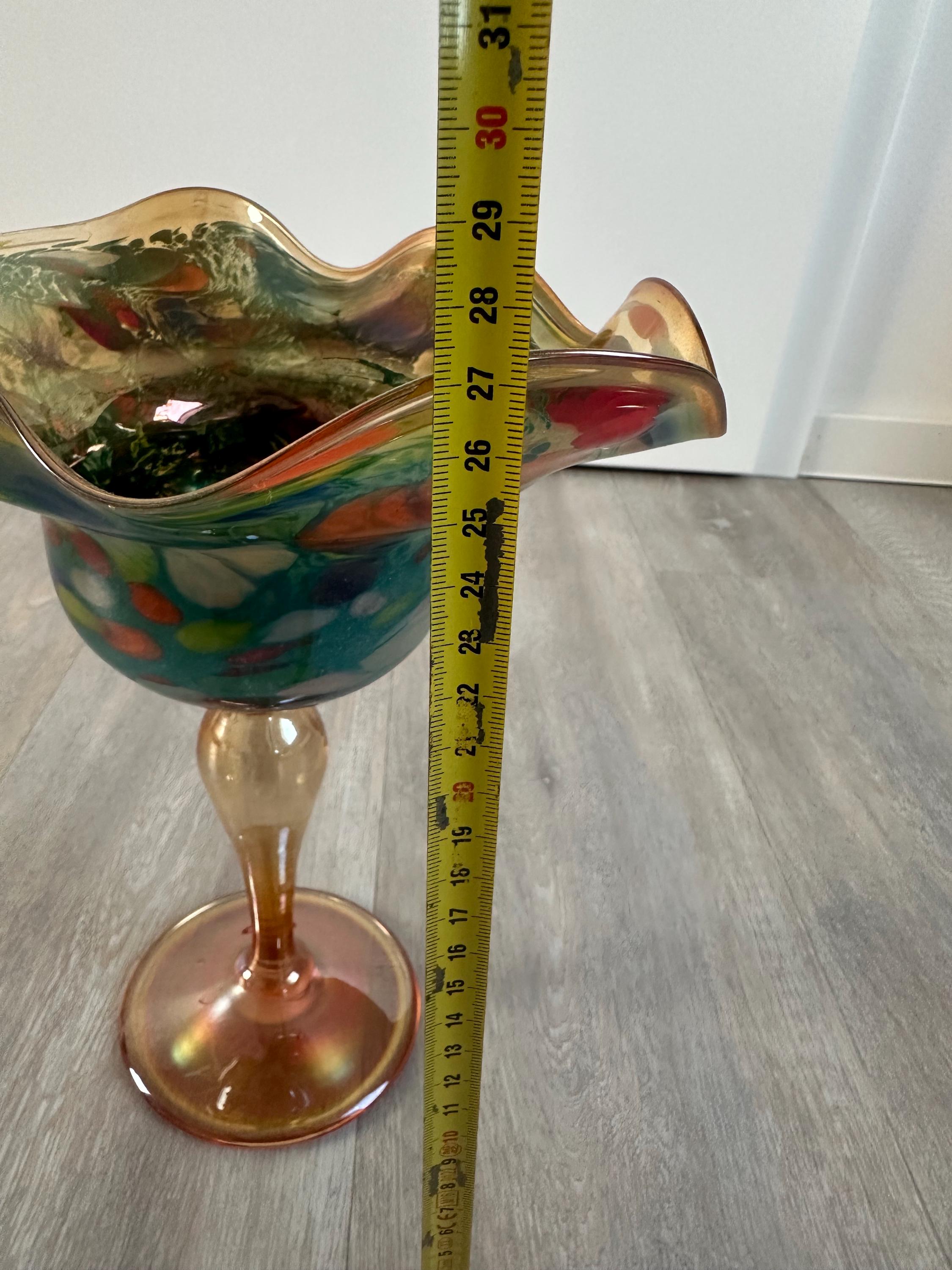 ムラーノアートガラスの花瓶 – アーティストのサイン入り、ユニークな