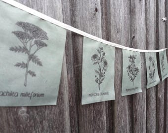Bandera de oración HERBALISTA / arte de plantas medicinales / decoración de boticario de hierbas / regalo para amantes de las plantas / arte de curación natural / pancarta de jardín de hierbas