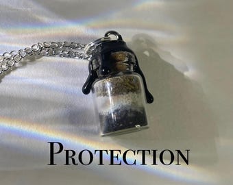 Collar de tarro de hechizos de protección hecho a mano: colgante de amuleto de bruja
