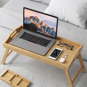 Bandeja de bambu para cama, mesa dobrável para colo com pés, bandeja para servir café da manhã