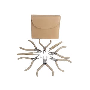 The Beadsmith Fashion Color Pliers – Set of 8 Slimline Color-Coordinated Tools – Matching Clutch in Beige