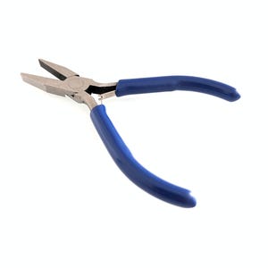 Plier Flat Nose Steel with Plastic-coated handles and Double Leaf Springs 4.5 inches (114mm)
