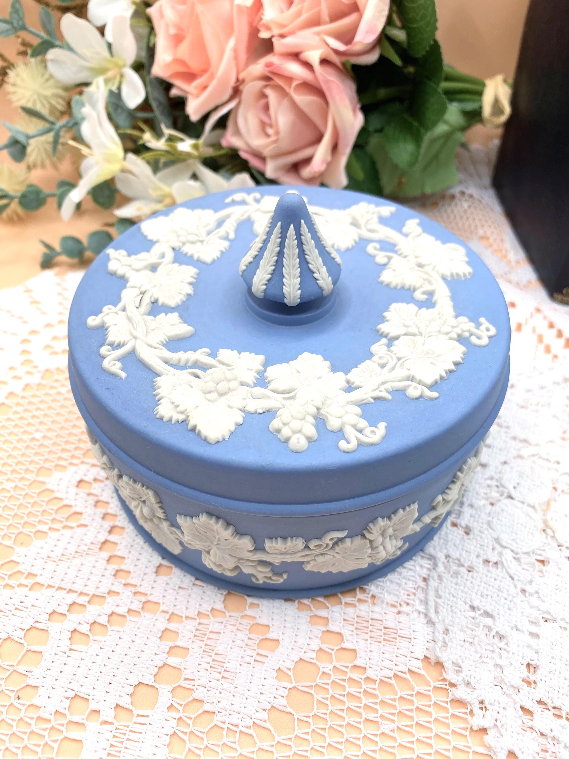 Vintage Wedgwood Jasperware Lidded Trinket Pot: Blue Grapevine