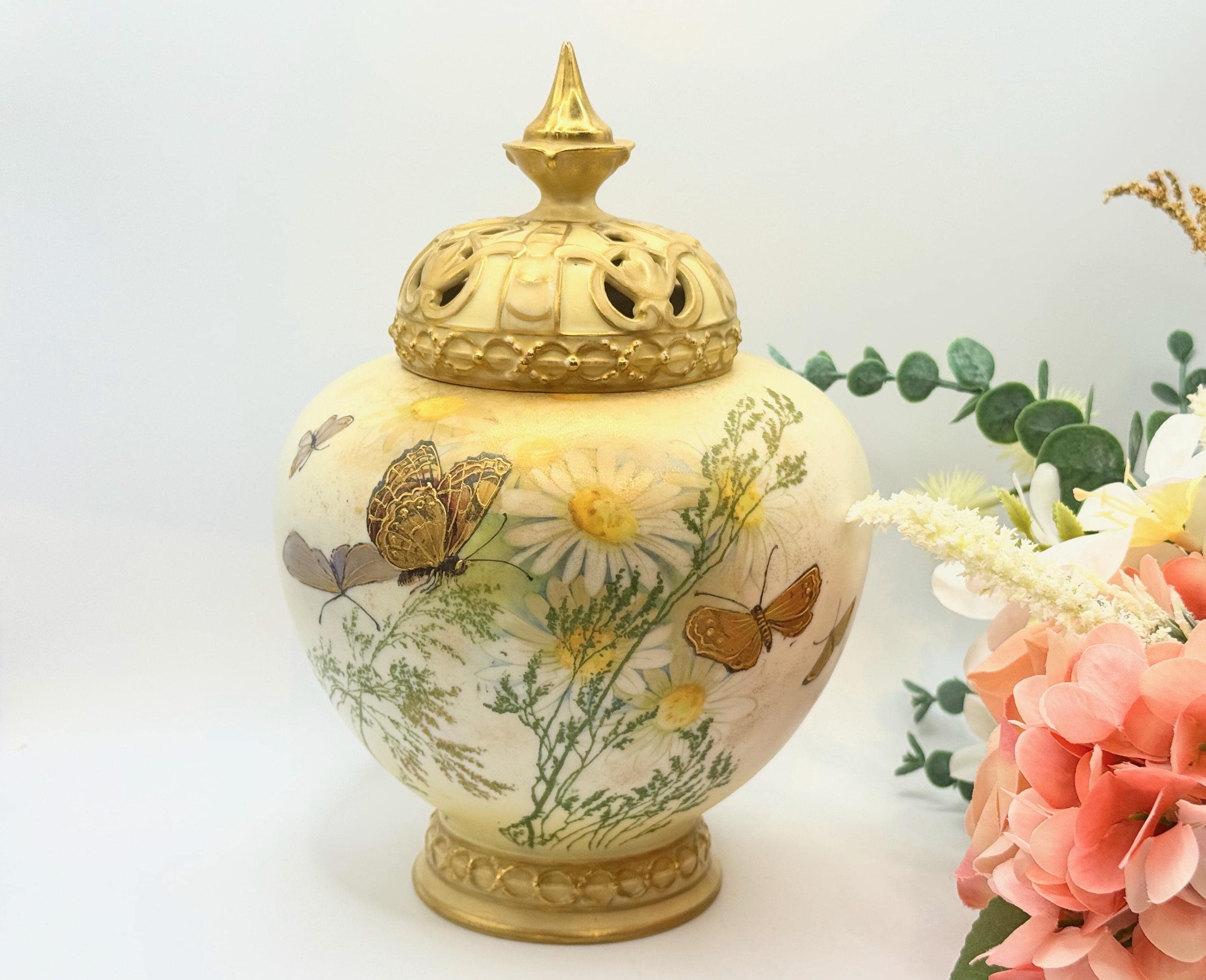  Worcester 花瓶 Royal Worcester Hand Painted Vases - Etsy Canada