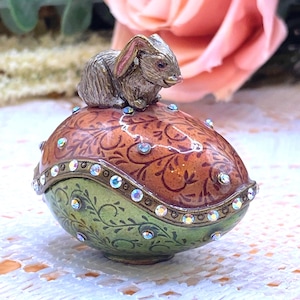 Vintage Rabbit enamel Egg trinket Box, Easter Egg, Cute Egg Ornament, Easter Bunny, Ring Box, cute gifts for rabbit lovers, Gift-boxed