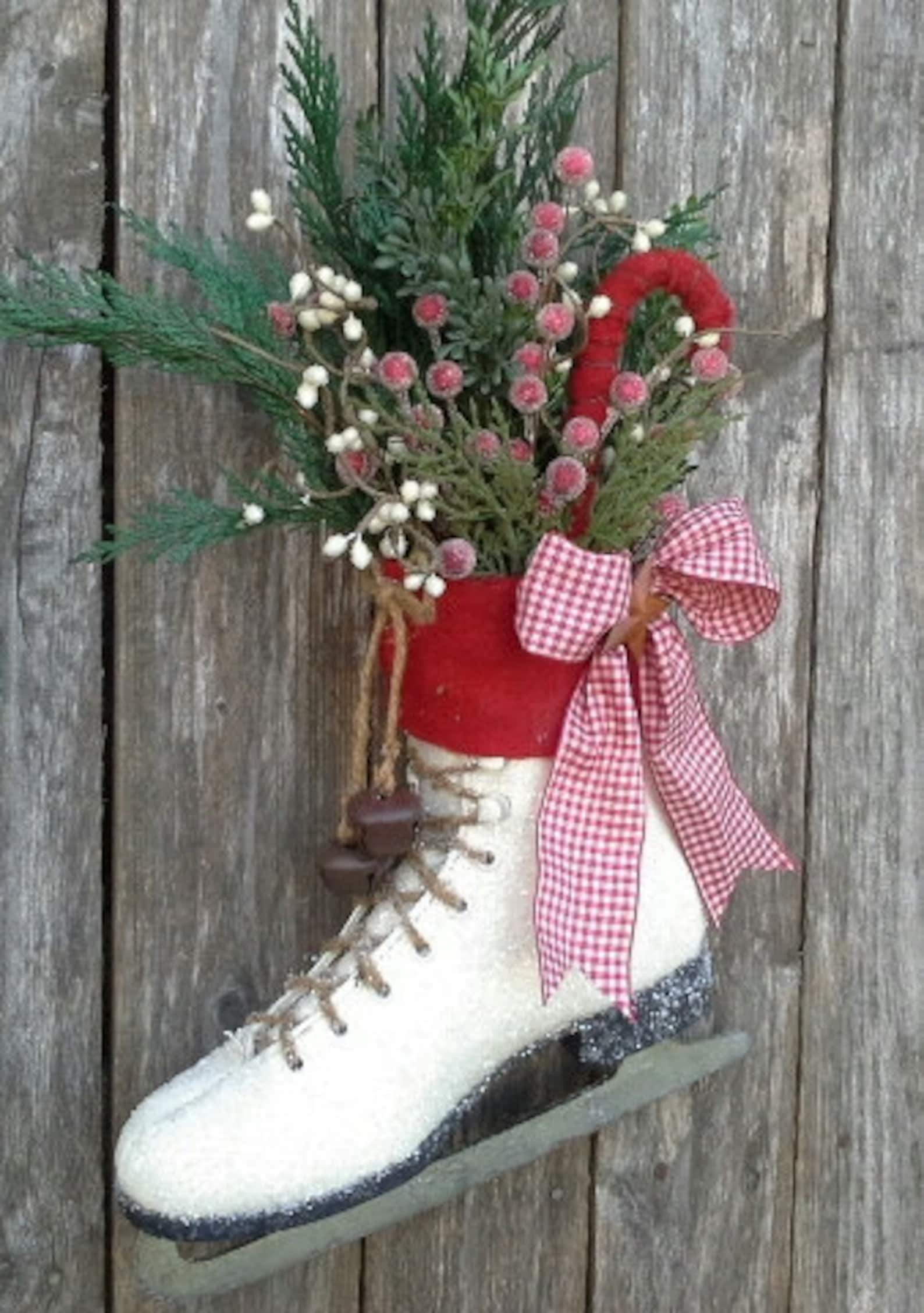 ICE SKATE Holiday decor Christmas Ice skate Wreath | Etsy