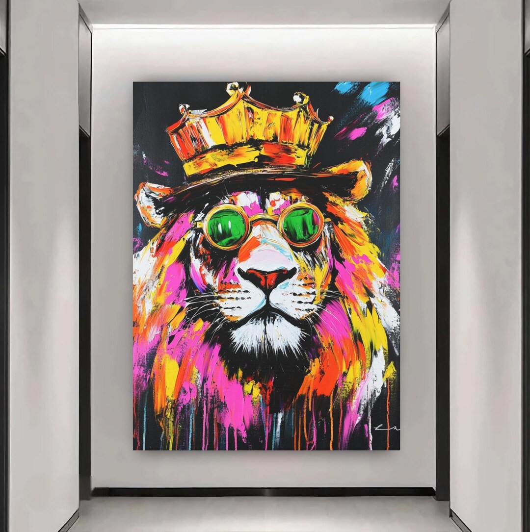 Graffiti Lion King Canvas Print | Street Pop Art Crown Wall Decor