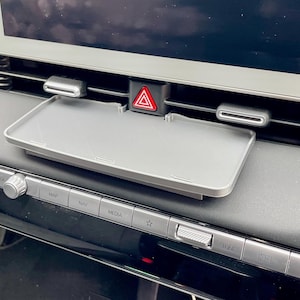 3D-Printed Dashboard Tray for Hyundai Ioniq 5