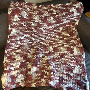 Hand Knit Chunky Blanket