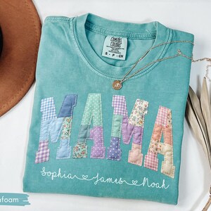 Camisa personalizada con parches falsos para mamá con nombres de niños, camisa floral personalizada para mamá, regalo para el Día de la Madre para mamá, regalo para mamá imagen 6