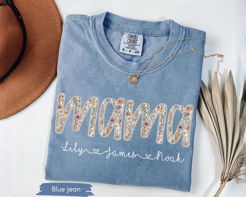 Camiseta personalizada de perlas sintéticas para mamá con nombres de los niños, camiseta floral personalizada para mamá, camiseta de regalo para el Día de la Madre, camiseta de regalo para mamá imagen 3