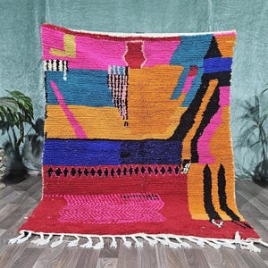Red Azilal Boujaad Rug , Artistic Berber Rug, Azilal Rug, Authentic Moroccan, Handmade Rug, Abstract Rug, Berber Symbols Rug, Bohemian rug