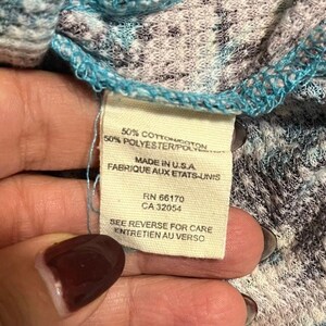 Rare Vintage Y2K Free People V Neck T-shirt Teal Grey White Flowers Women's sz S image 7
