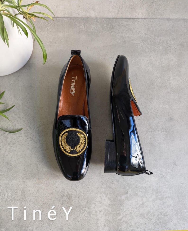 Elegant Black Flats with Machine Embroidery, Handmade Handcrafted Shoes for Women, Luxury Leather Loafers, Comfortable Slip-on.