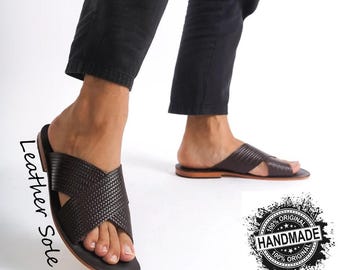 Handmade Leather Men Sandals, Greek Men sandals, Mens leather slides, Minimalist leather sandals, Criss cross leather slippers,  Men sandals