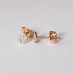 14k Gold Diamond Stud Earrings: Pave Disc, 0.10 Carats