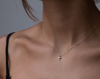 14k Gold Diamant Pilz Anhänger Halskette, Gold Pilz Halskette, Diamant Pilz Halskette, Glücksbringer, zierliche Halskette Geschenk für sie