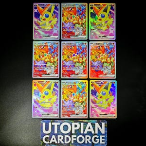 Könnte beinhalten: Neun Sammelkarten mit einer gelb-orangenen Cartoonfigur mit V-förmigem Kopf. Die Karten haben einen holografischen Glanz und enthalten japanischen Text. Am unteren Bildrand befindet sich ein Schild mit der Aufschrift "UTOPIAN CARDFORGE".