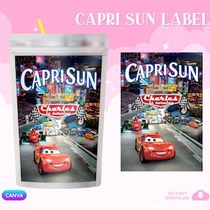 Pode incluir: Um rótulo de bolsa de suco Capri Sun com tema de carro de corrida, o texto Capri Sun, Start your engines and come celebrate, Charles is turning 3, e um carro de corrida vermelho em uma pista. O design inclui bandeiras quadriculadas.