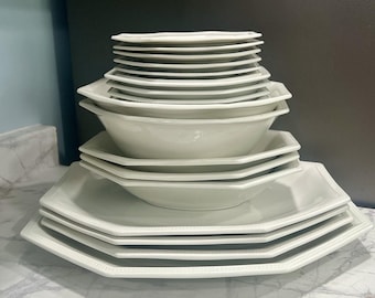 Vintage Octagon Heritage Johnson Bros. Ironstone 19-delat set tillverkat i England