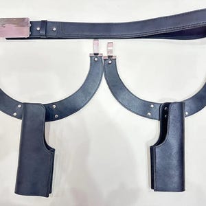 May include: A rectangular wooden sign, distressed for a rustic look, bearing the handwritten text "Welcome to our home". The sign is designed for welcoming guests and can be used indoors or outdoors.