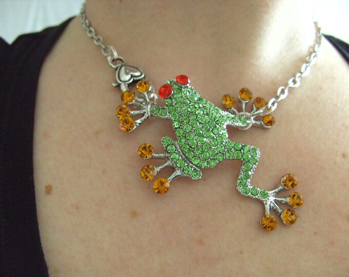 Tree Frog NECKLACE Brooch Sparkle Red and Green by Etsy
