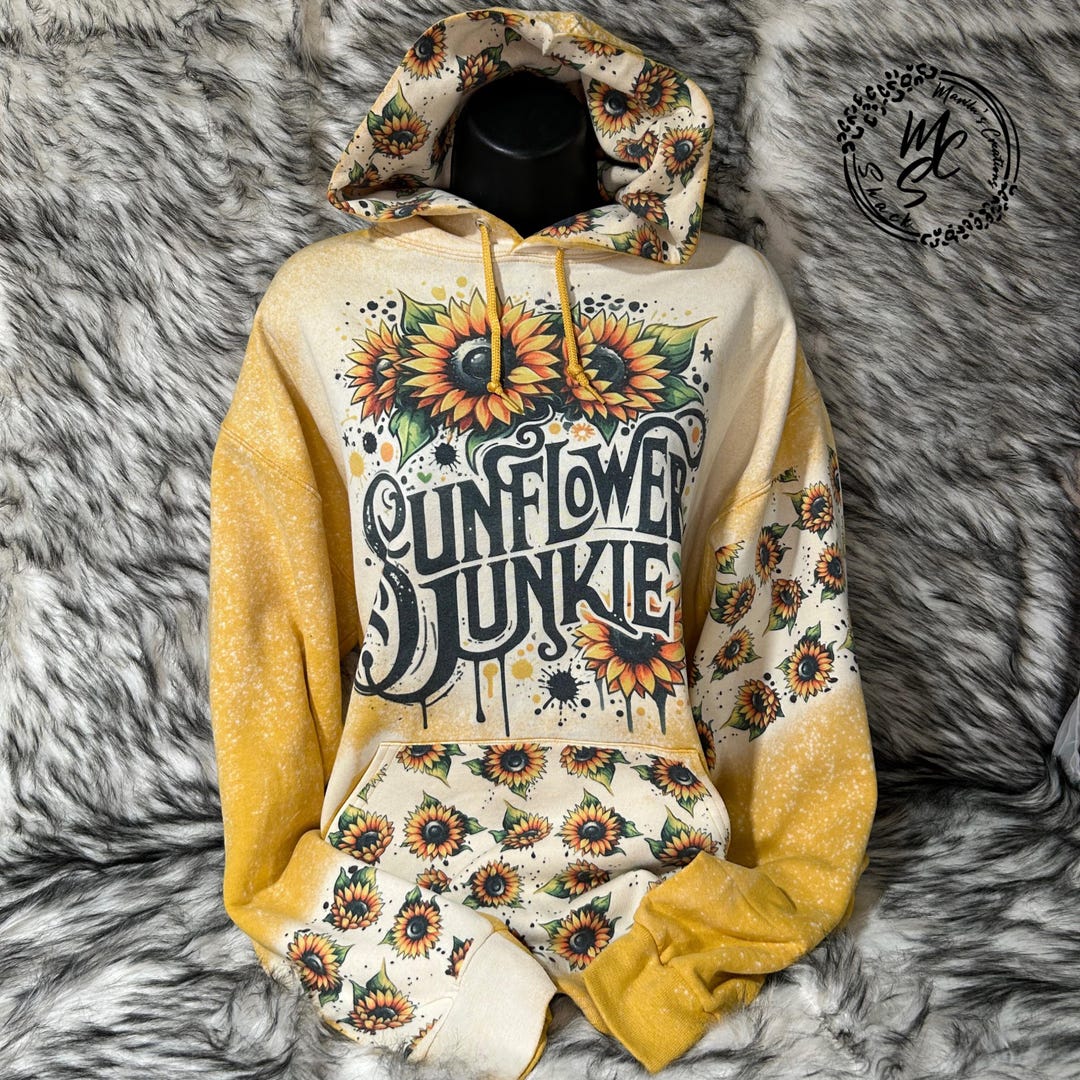 Vintage Sunflower Women's Zip Up Hoodie main image 1