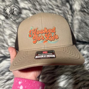 Designa din egen Richardson 112 Trucker-keps | Anpassat DTF-tryck | Personlig snapback