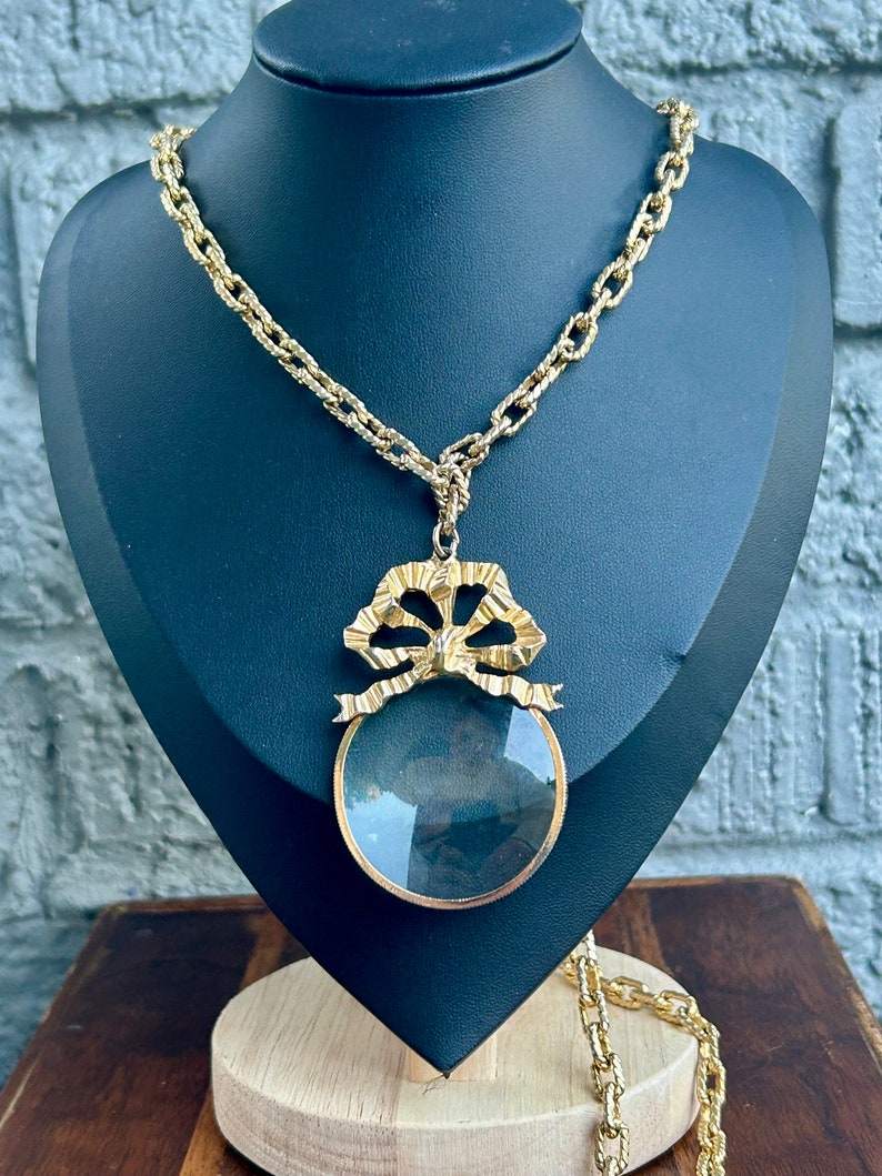 Vintage Magnifying Glass Pendant Necklace Carolee Jewelry Gold Tone Bow Retro Fashion Jewelry image 6