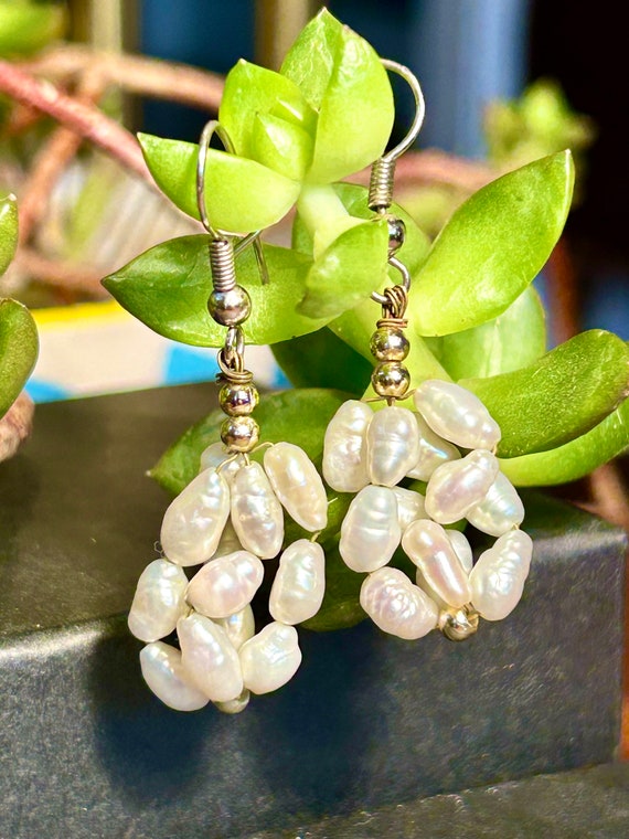 Fresh Water Pearl Cluster Dangle Earrings Vintage… - image 3
