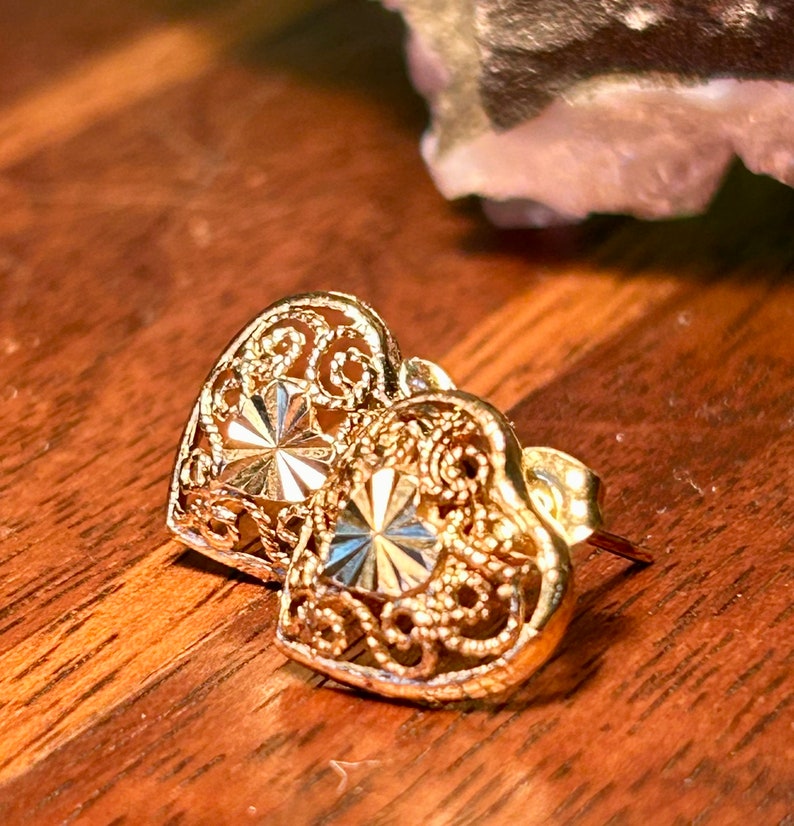 Vintage Gold Tone Sterling Silver Filigree Heart Stud Earrings Retro Jewelry Gift image 3