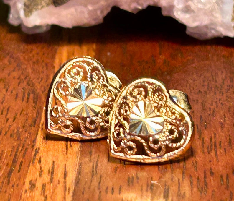 Vintage Gold Tone Sterling Silver Filigree Heart Stud Earrings Retro Jewelry Gift image 8