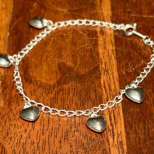 Vintage Heart Charm Bracelet Silver Tone Chain With Heart Charms Retro Love Gift