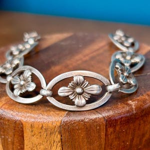 Sterling Silver Filigree Floral Bracelet Flowers Art Nouveau Vintage Jewelry