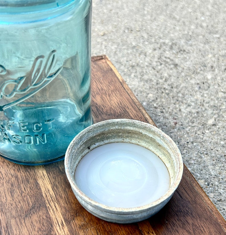 Antique Ball Perfect Mason Jar Blue Glass Pint Tin Lid 1913 1922 1920s Kitchen imagem 5