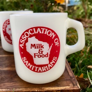 Vintage Galaxy Mug Set Milk Glass Association of Sanitarians Milk Food Wisconsin 1980s image 1