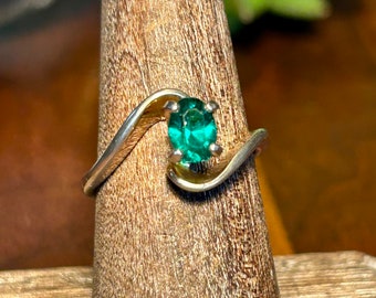 Espo 14k GE Ring Emerald Green Stone Vintage Retro Jewelry Gift